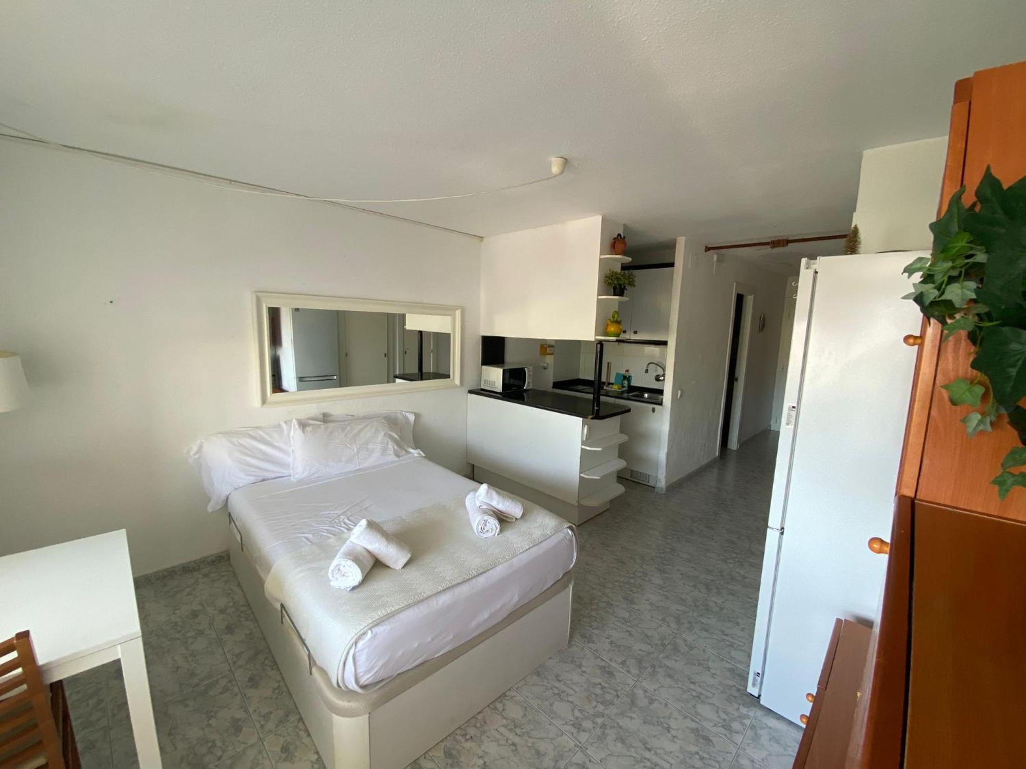 The Moon Studio By Hello Homes Sitges Exterior photo